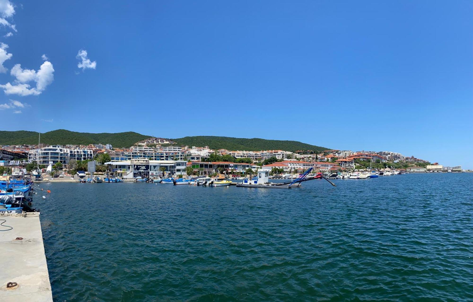 Marina Bay 22 Apartment Sveti Vlas Bagian luar foto