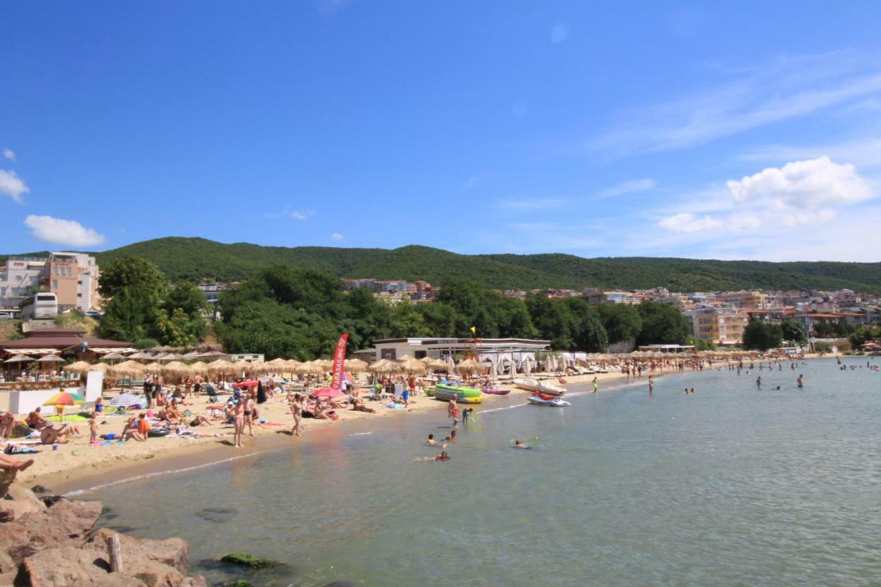 Marina Bay 22 Apartment Sveti Vlas Bagian luar foto
