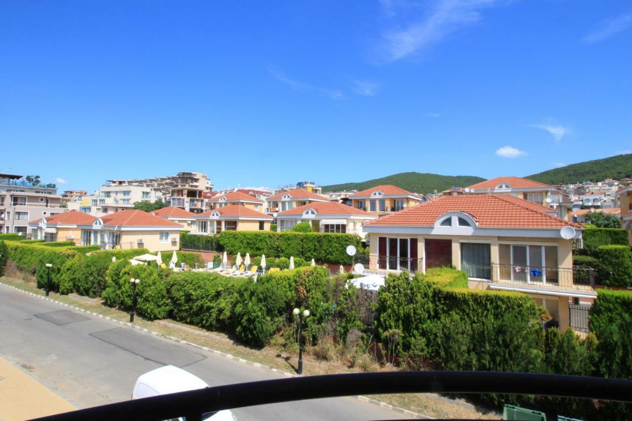 Marina Bay 22 Apartment Sveti Vlas Bagian luar foto